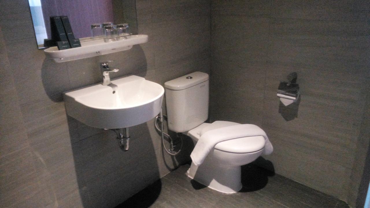 Shakti Hotel Джакарта Экстерьер фото
